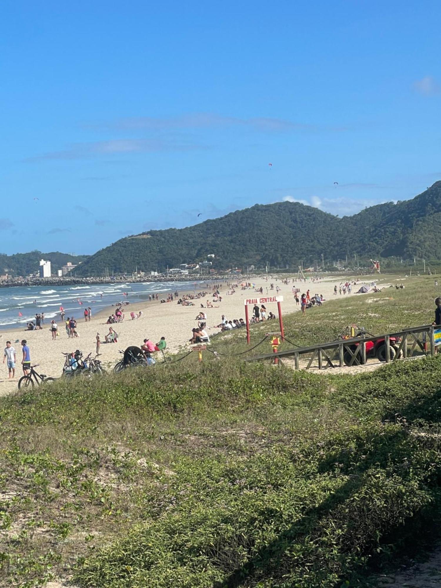 Casa De Praia Navegantes - 100 Metros Do Mar Esterno foto