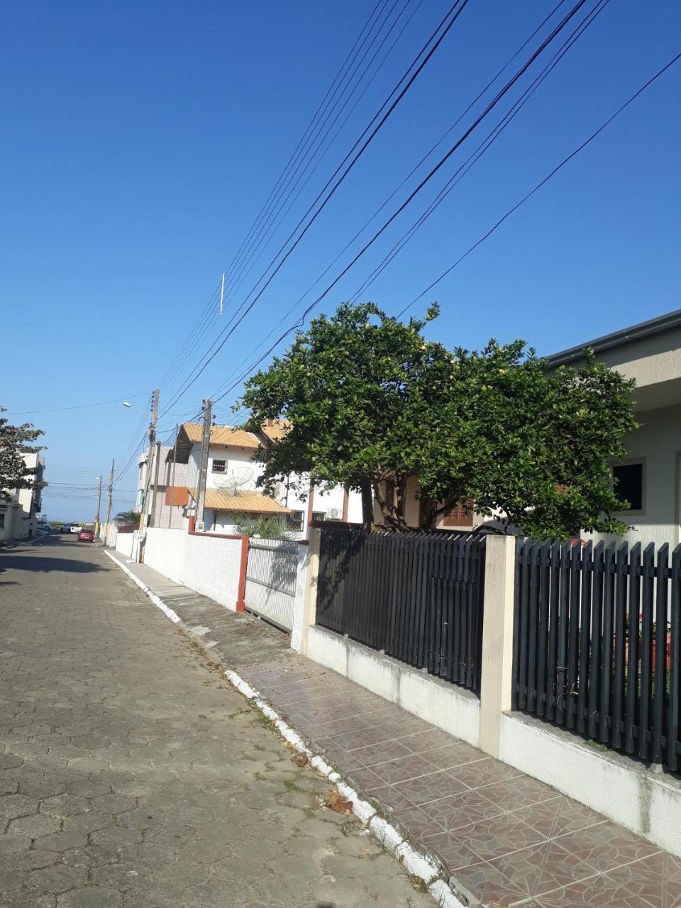 Casa De Praia Navegantes - 100 Metros Do Mar Esterno foto